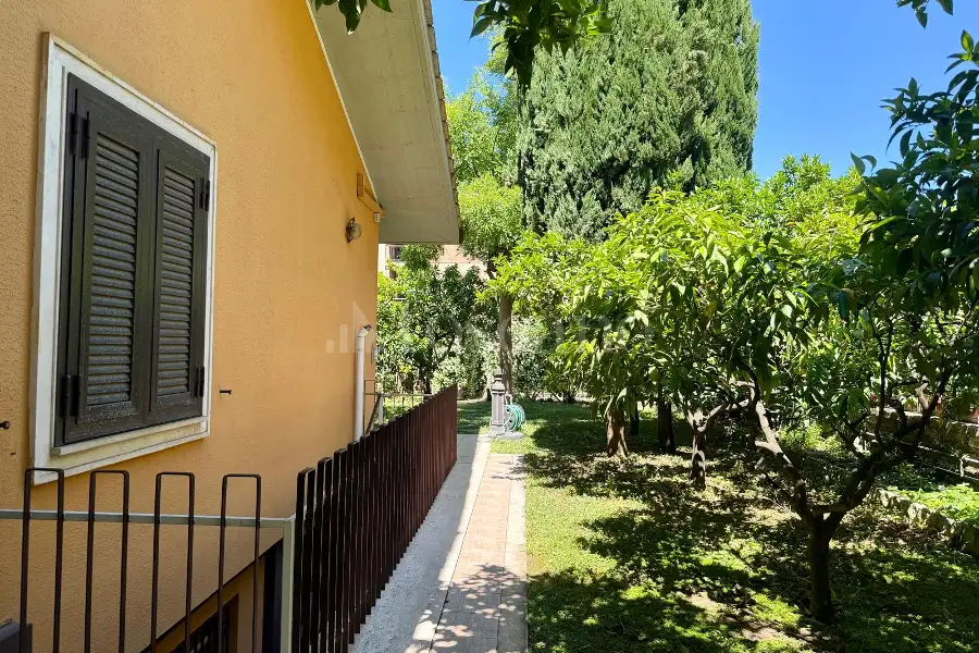 Villino a Schiera in vendita di 205 mq a €589.000 (rif. 40/2026)