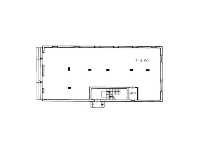 Negozio in affitto di 250 mq a €800 (rif. 32/2025)