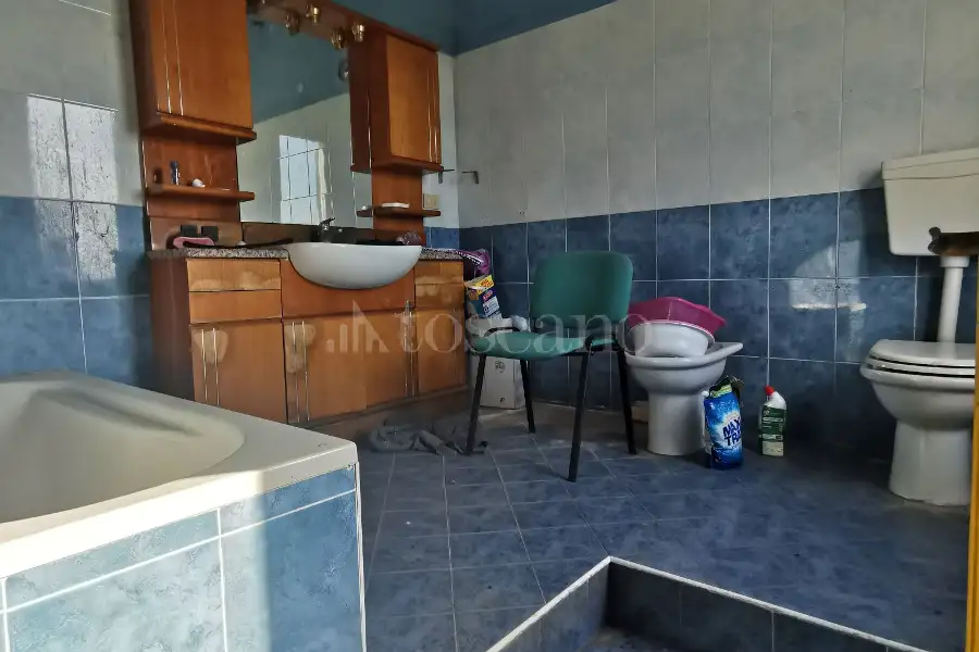 Casa Indipendente in vendita di 500 mq a €65.000 (rif. 27/2026)