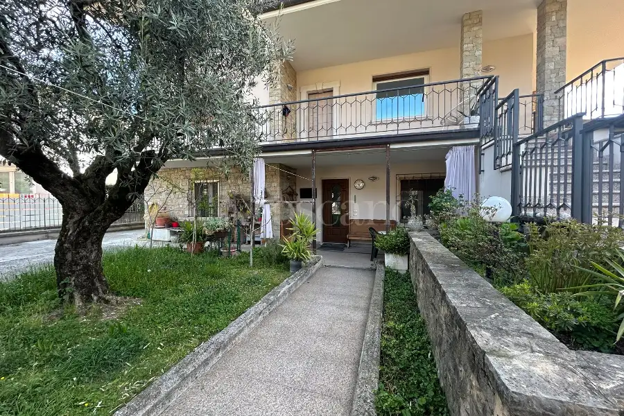 Magazzino in vendita di 143 mq a €239.000 (rif. 28/2026)