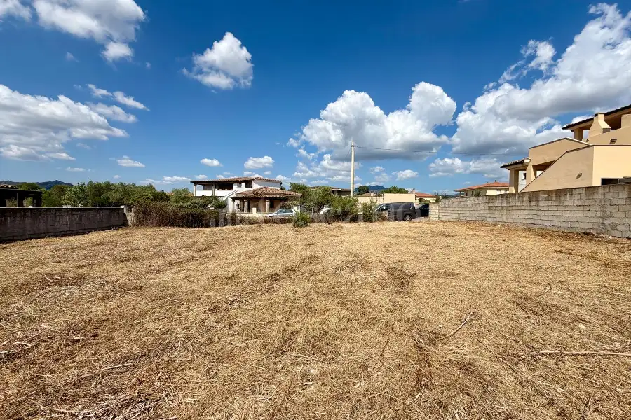Edificabile Residenziali in vendita di 776 mq a €190.000 (rif. 51/2026)