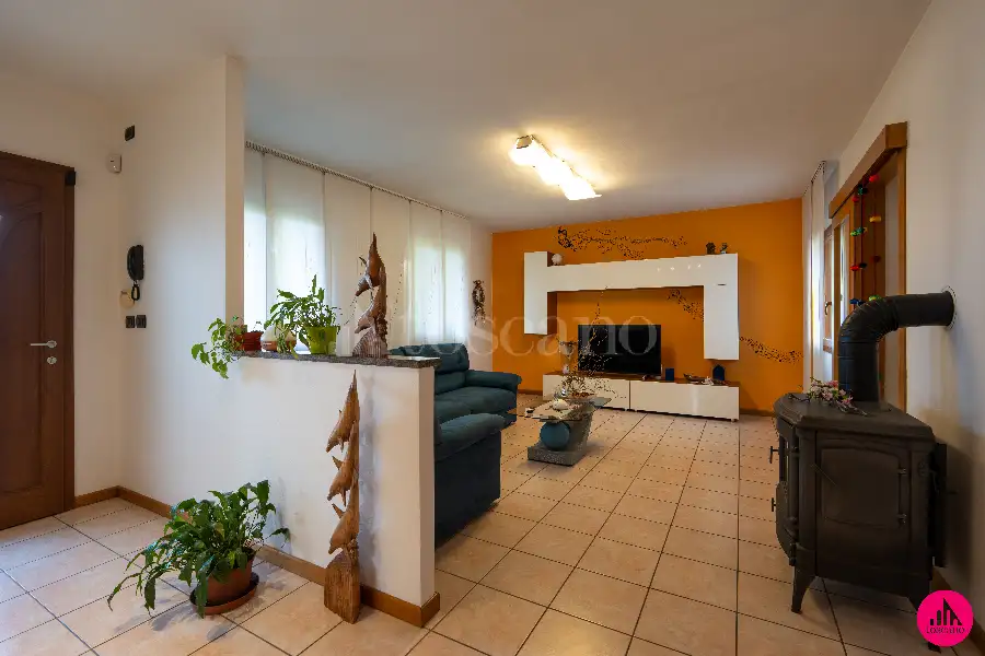 Villa in vendita di 200 mq a €315.000 (rif. 23/2026)