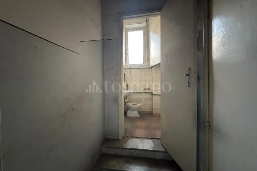 Negozio in vendita di 91 mq a €58.000 (rif. 158/2026)