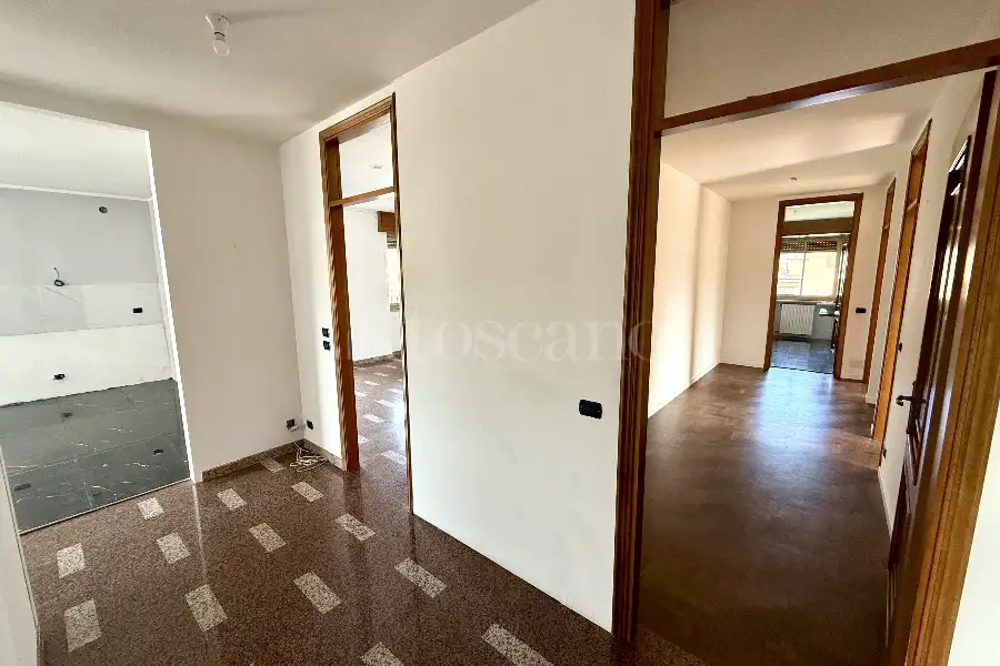 Villa Bifamiliare in vendita di 260 mq a €330.000 (rif. 9/2025)
