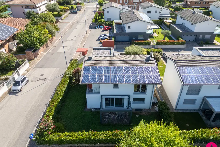 Villa in vendita di 280 mq a €690.000 (rif. 56/2025)