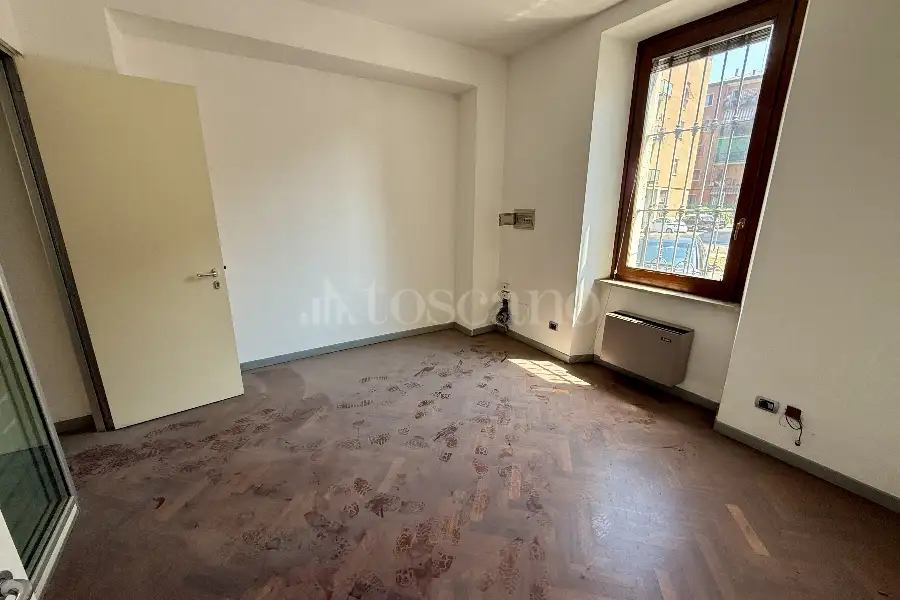 Ufficio in affitto di 130 mq a €1.500 (rif. 24/2025)