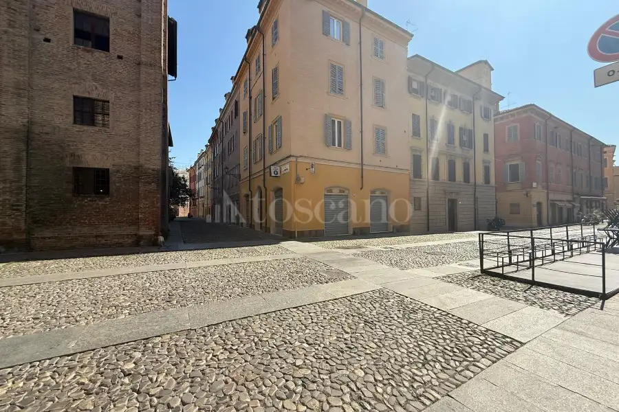 Negozio in affitto di 53 mq a €1.400 (rif. 41/2025)