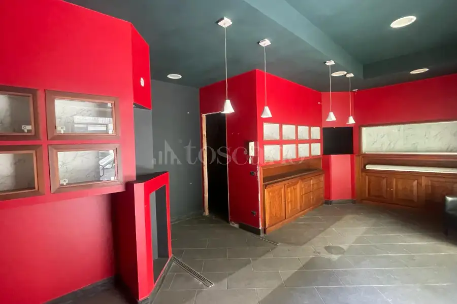 Negozio in affitto di 56 mq a €600 (rif. 13/2026)