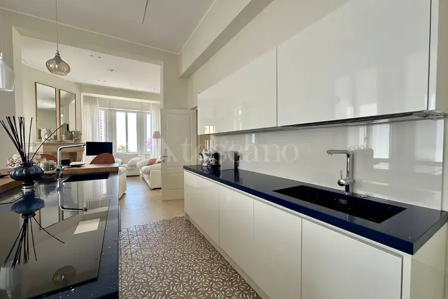 Palazzo in vendita di 390 mq a €2.900.000 (rif. 70/2026)