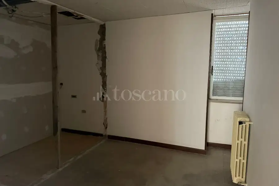 Palazzo in vendita di 725 mq a €395.000 (rif. 1/2026)