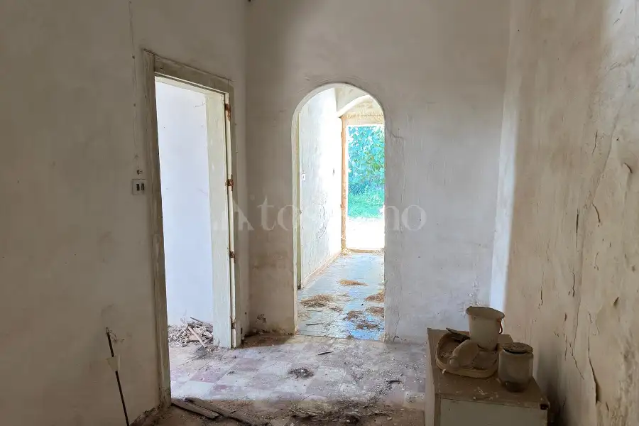 Villa in vendita di 345 mq a €369.000 (rif. 123/2026)