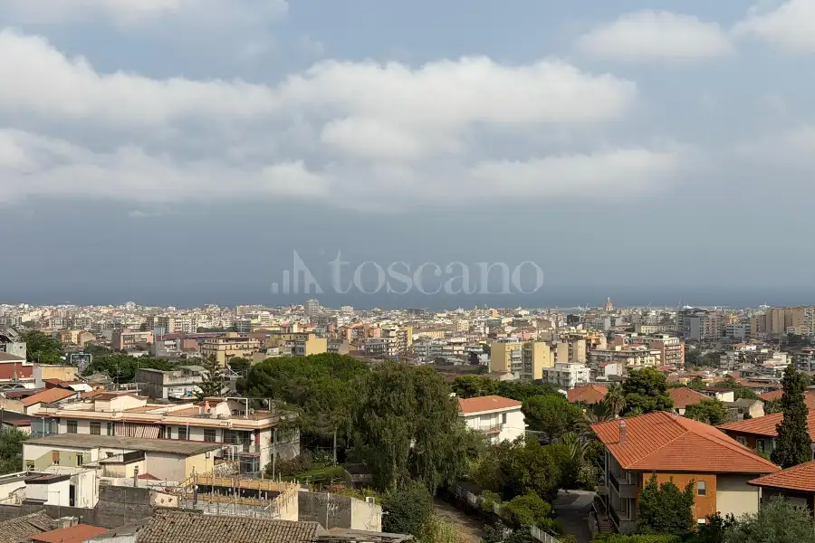 Attico in vendita di 167 mq a €189.000 (rif. 121/2026)