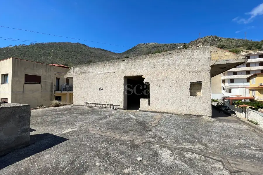 Villa in vendita di 500 mq a €270.000 (rif. 25/2026)