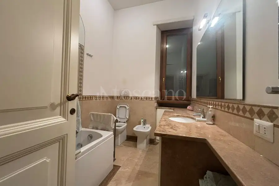 Casa in vendita di 170 mq a €1.599.000 (rif. 58/2026)