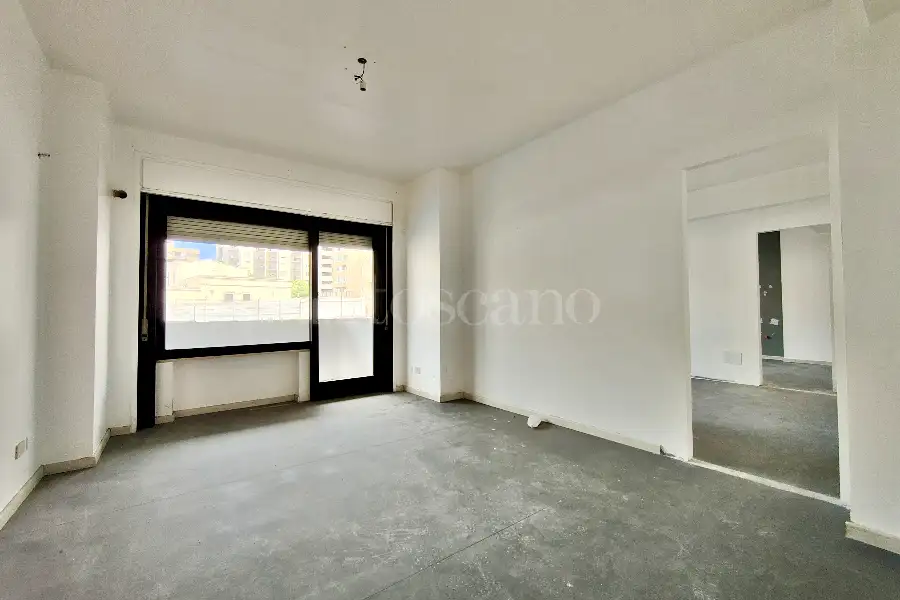 Ufficio in affitto di 211 mq a €1.700 (rif. 45/2026)