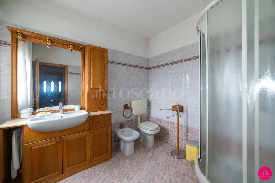 Casa Indipendente in vendita di 200 mq a €169.000 (rif. 21/2026)