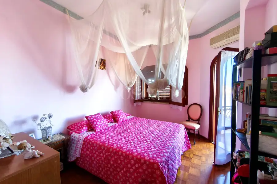 Villa in vendita di 245 mq a €610.000 (rif. 34/2026)