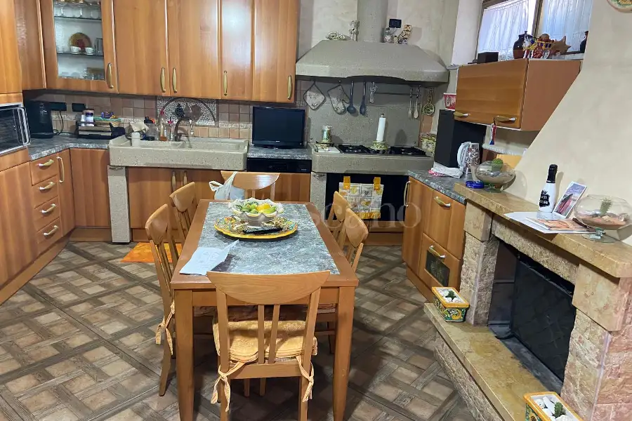 Villino a Schiera in vendita di 180 mq a €320.000 (rif. 45/2026)