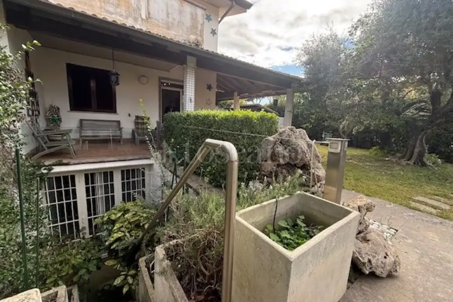 Villa Plurifamiliare in vendita di 120 mq a €275.000 (rif. 50/2025)