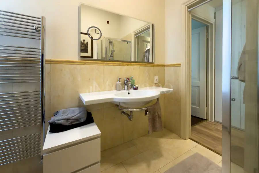 Casa in affitto di 70 mq a €1.850 (rif. 33/2026)