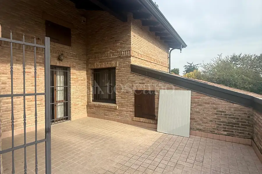 Casa Indipendente in vendita di 332 mq a €655.000 (rif. 52/2026)
