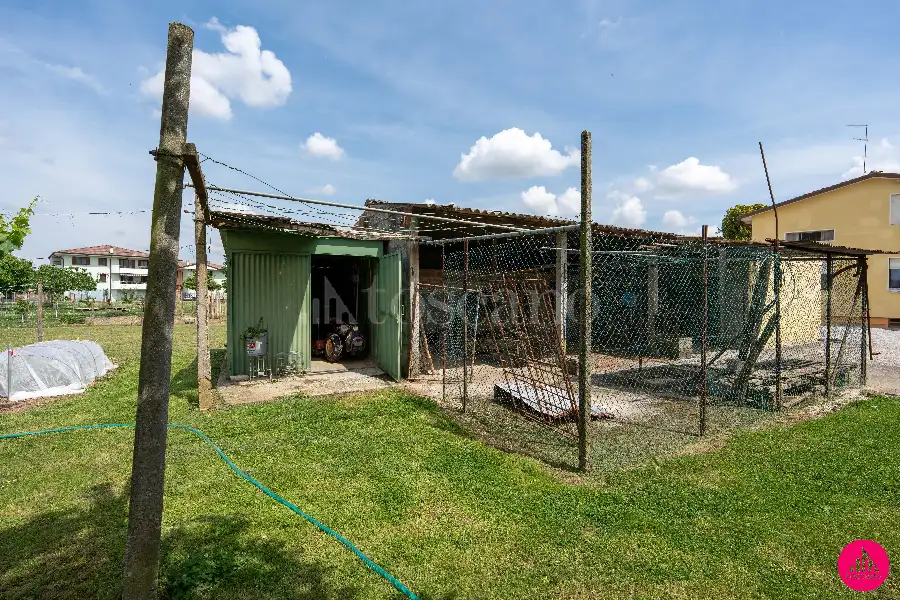Casa Indipendente in vendita di 212 mq a €205.000 (rif. 75/2026)