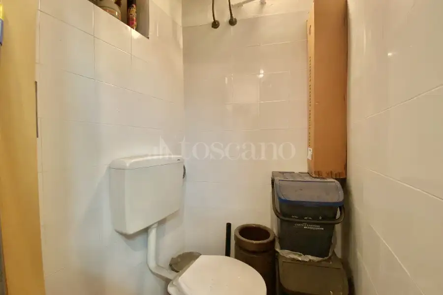 Negozio in vendita di 35 mq a €53.000 (rif. 11/2026)