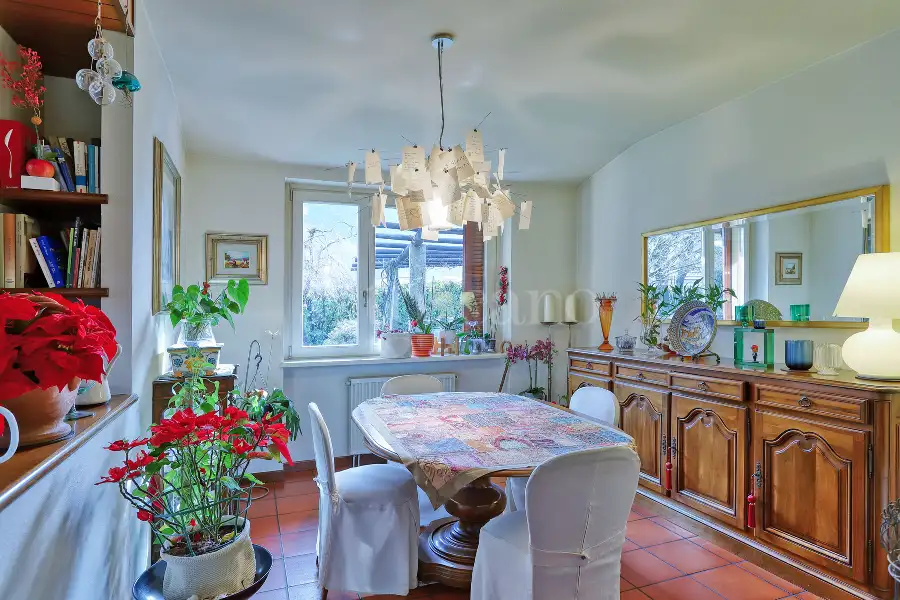 Villa in vendita di 270 mq a €540.000 (rif. 119/2026)