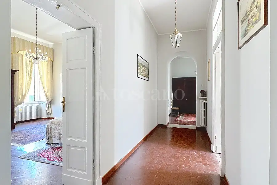 Casa in vendita di 320 mq a €495.000 (rif. 119/2025)