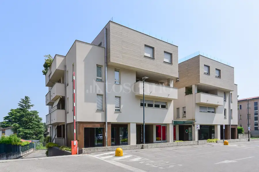 Attico in vendita di 150 mq a €340.000 (rif. 21/2025)