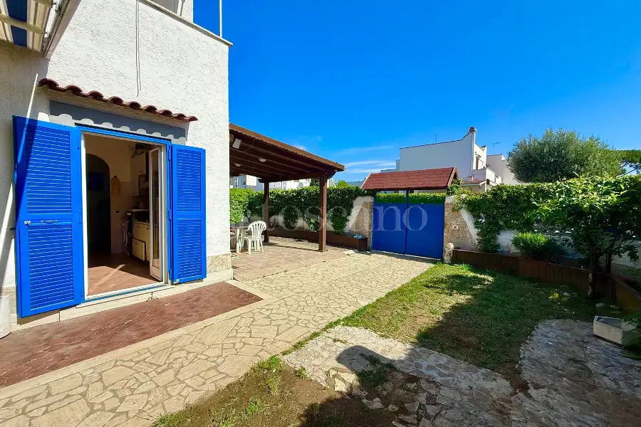 Villa Plurifamiliare in vendita di 90 mq a €239.000 (rif. 4/2025)