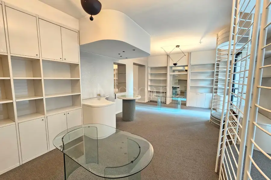 Negozio in vendita di 80 mq a €66.000 (rif. 35/2026)