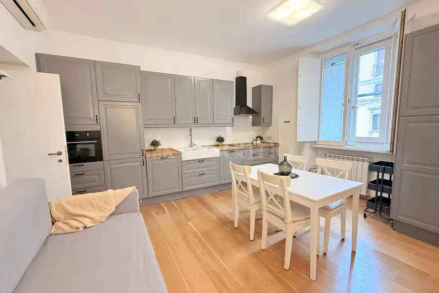 Casa in affitto di 37 mq a €1.200 (rif. 25/2026)