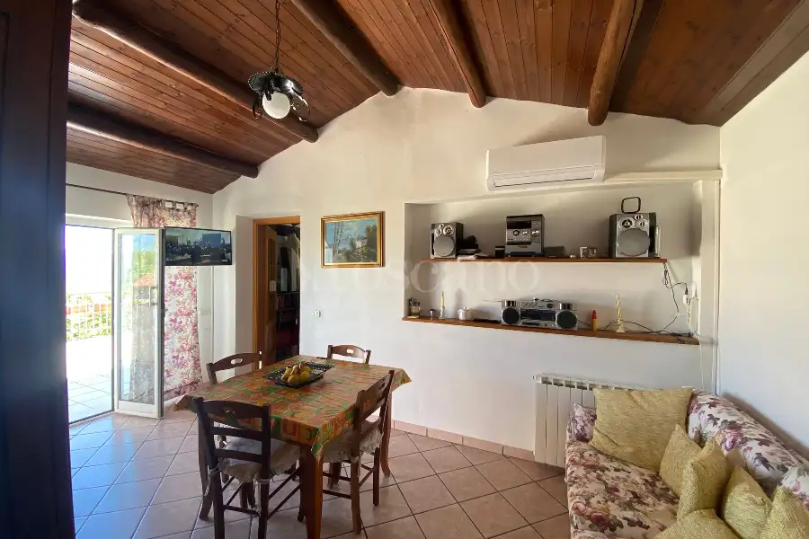 Casa in vendita di 120 mq a €70.000 (rif. 9/2026)