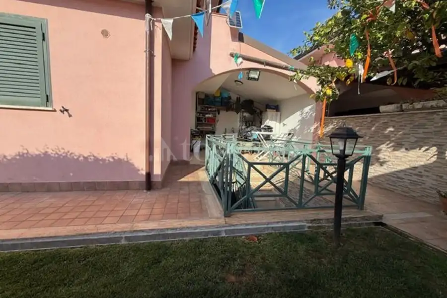 Villa Plurifamiliare in vendita di 200 mq a €515.000 (rif. 29/2025)