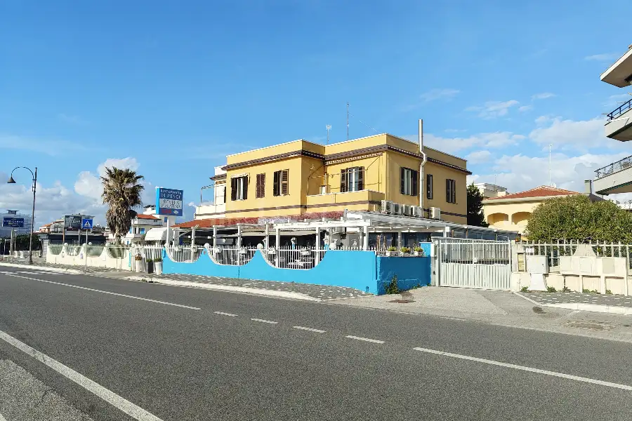 Negozio in vendita di 290 mq a €259.000 (rif. 16/2025)