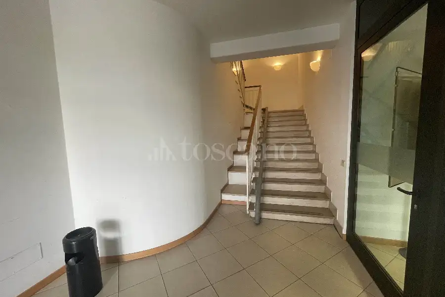 Ufficio in affitto di 200 mq a €1.250 (rif. 27/2026)