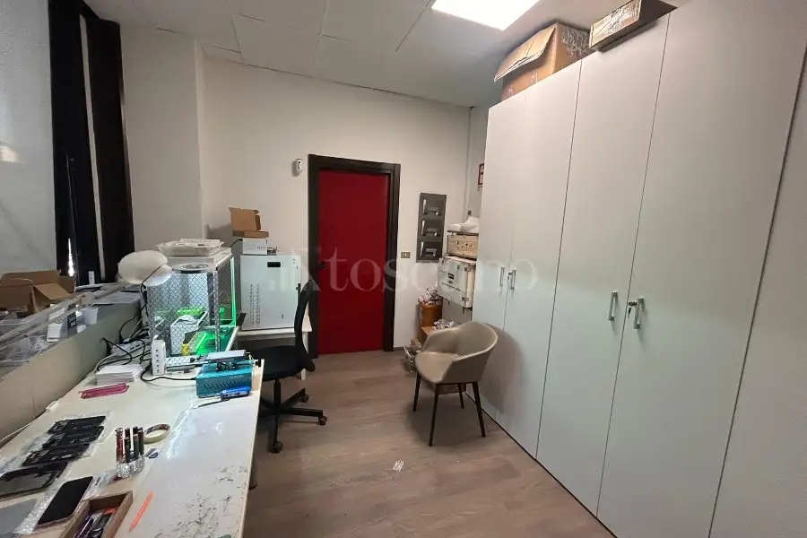 Ufficio in vendita di 87 mq a €99.000 (rif. 72/2025)