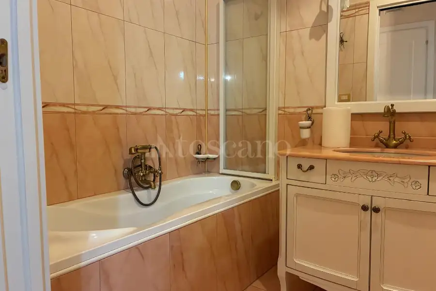 Casa in affitto di 146 mq a €950 (rif. 25/2026)