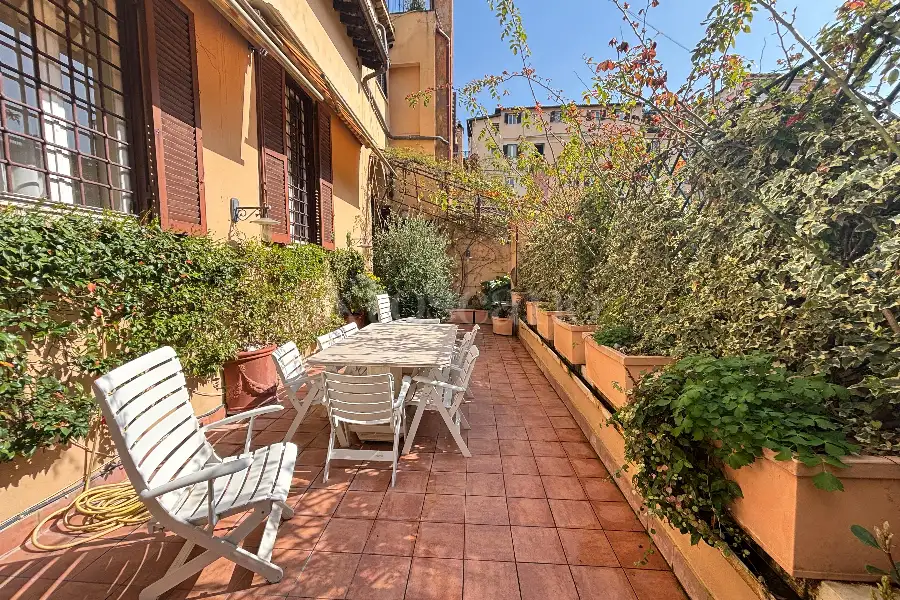 Casa in vendita di 153 mq a €1.990.000 (rif. 20/2026)