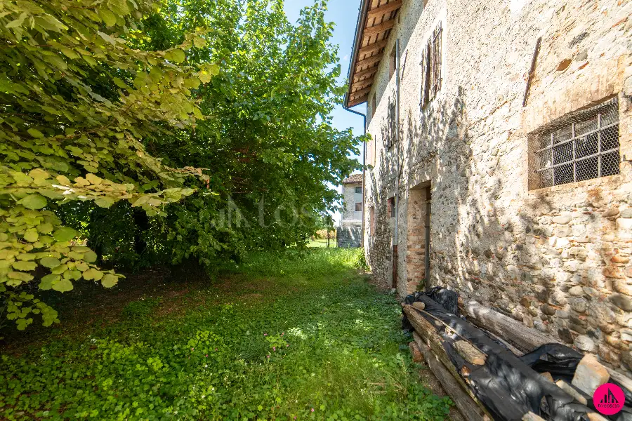 Rustico in vendita di 150 mq a €45.000 (rif. 62/2025)