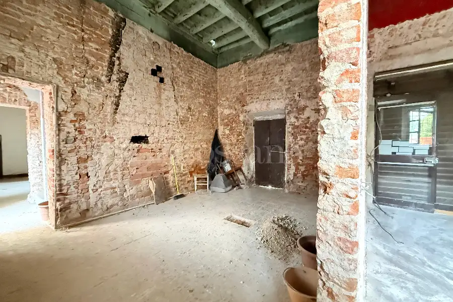 Casa in vendita di 250 mq a €139.000 (rif. 12/2026)