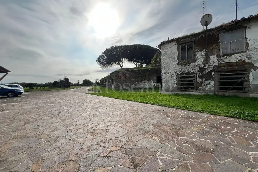 Casale in vendita di 500 mq a €100.000 (rif. 121/2024)
