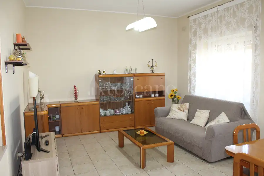 Casa Indipendente in vendita di 212 mq a €210.000 (rif. 15/2026)