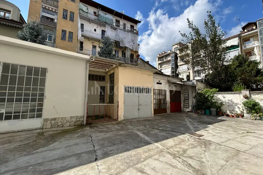 Box in vendita di 13 mq a €28.000 (rif. 17/2026)