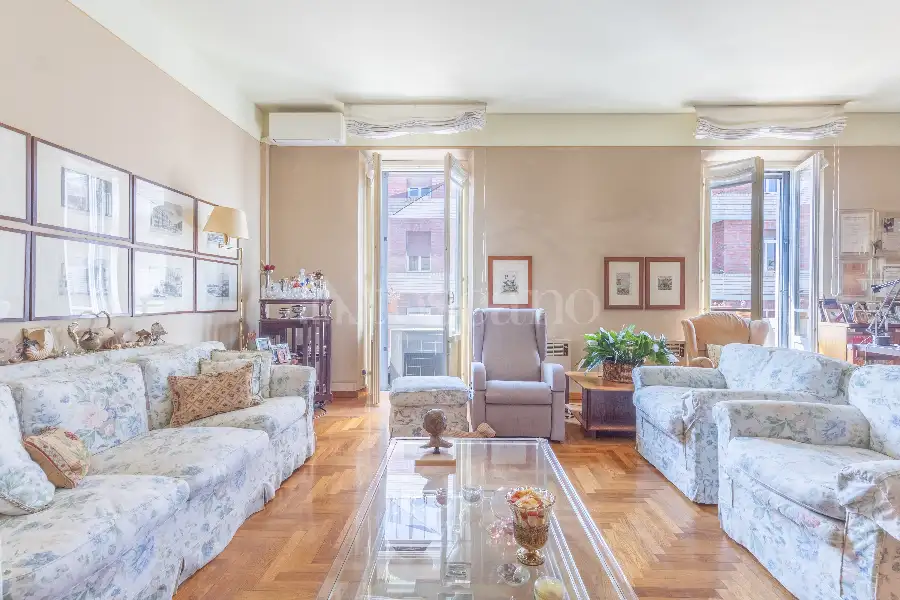 Casa in vendita di 175 mq a €1.550.000 (rif. 42/2026)