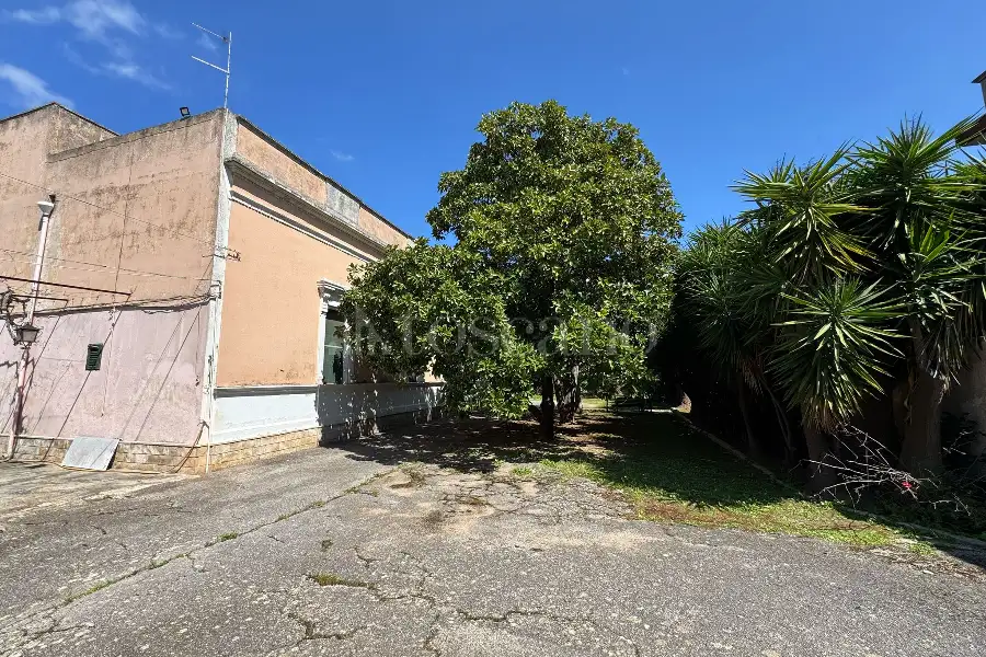 Villa in vendita di 290 mq a €798.000 (rif. 19/2026)