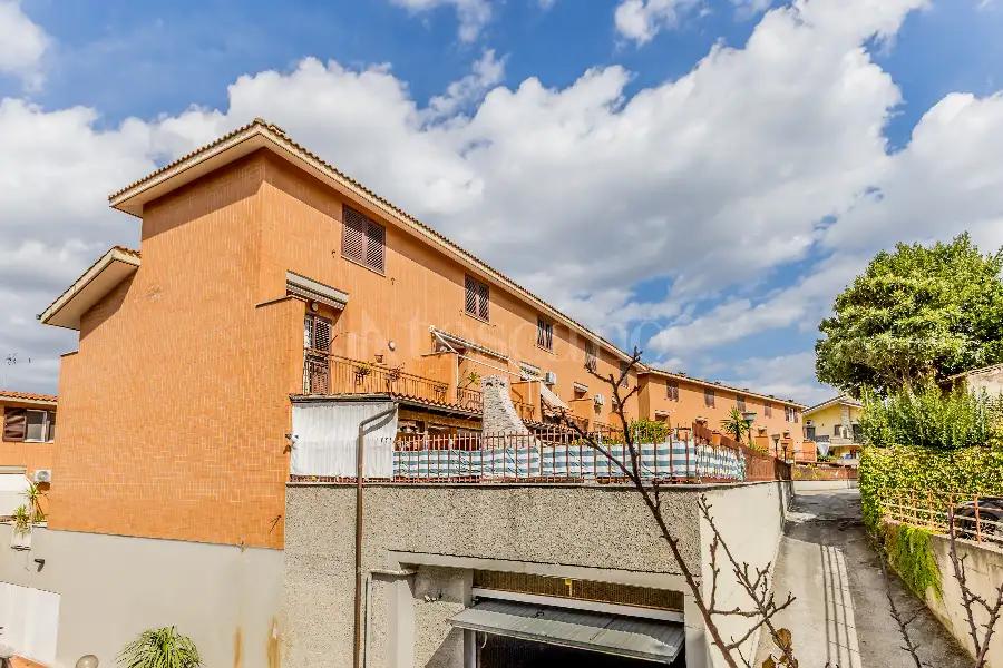 Villa in vendita di 200 mq a €489.000 (rif. 28/2026)