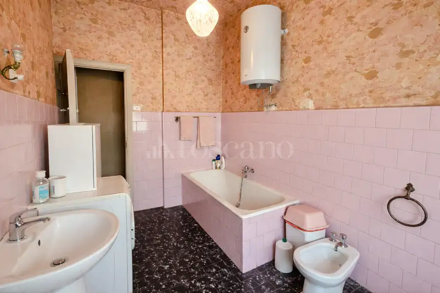 Attico in vendita di 181 mq a €990.000 (rif. 23/2026)