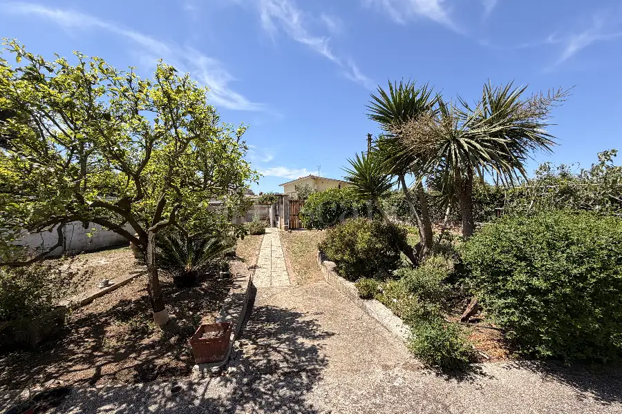 Casa Indipendente in vendita di 230 mq a €325.000 (rif. 25/2026)